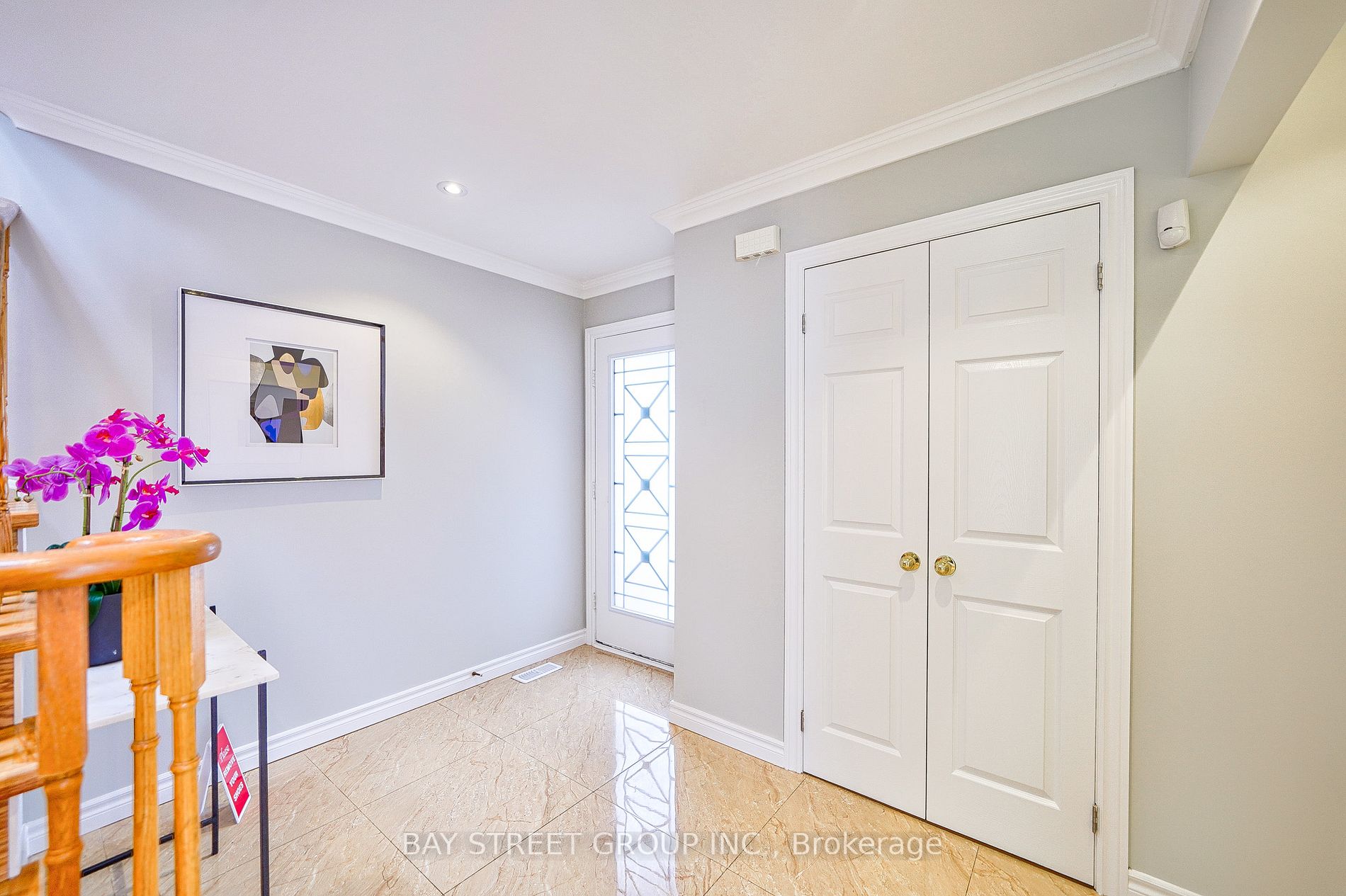 51 Manston Cres