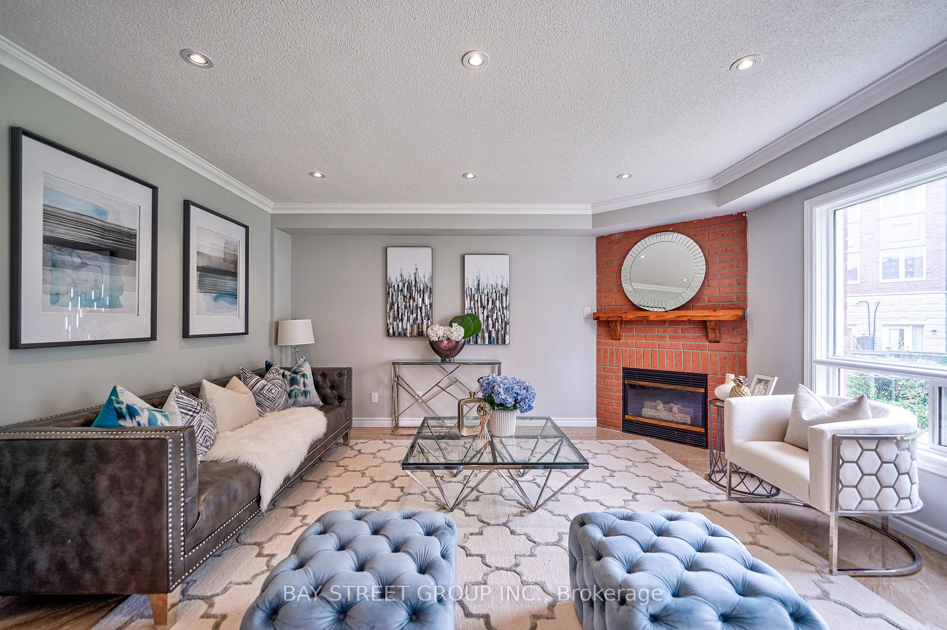 51 Manston Cres