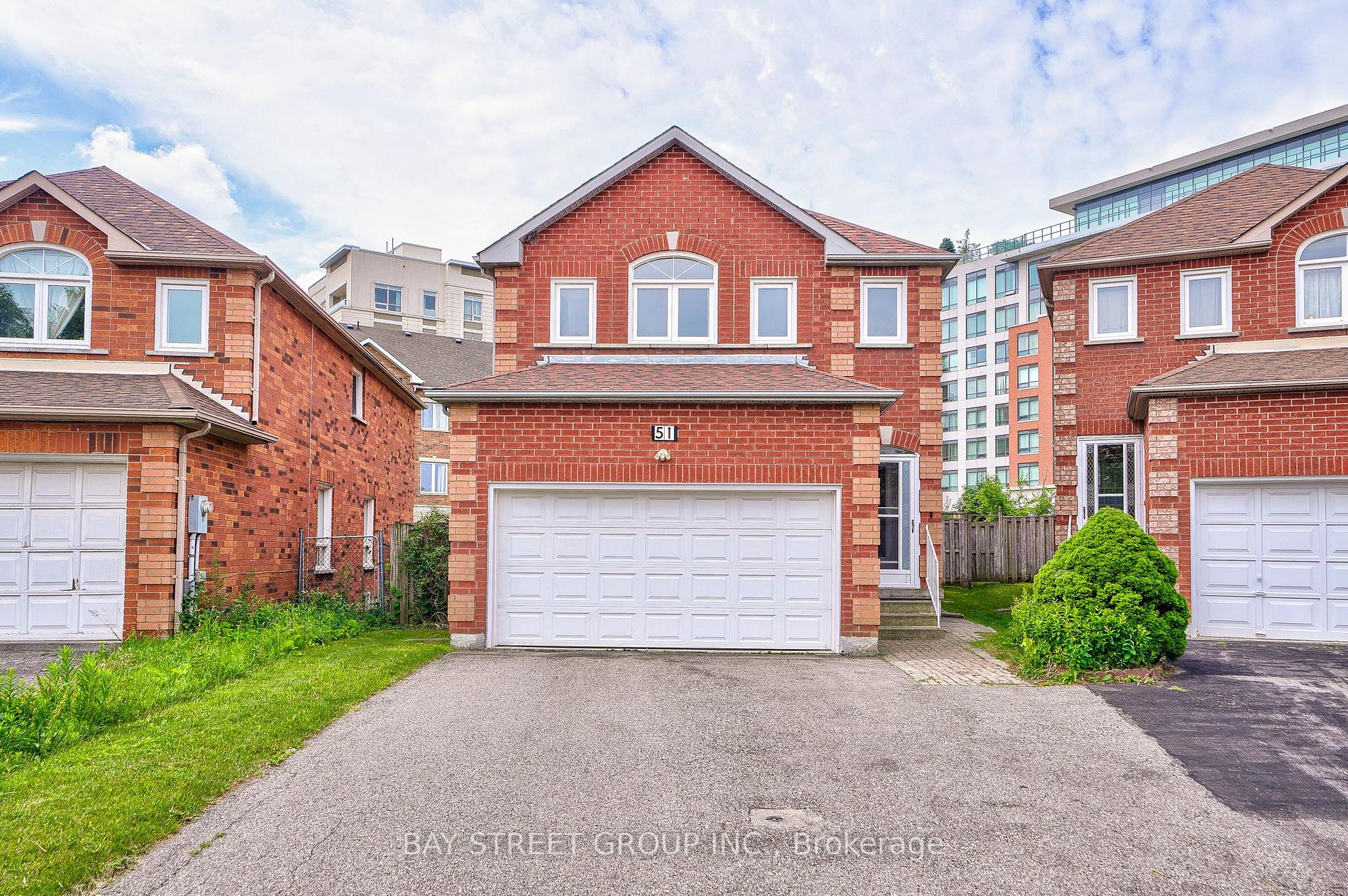 51 Manston Cres