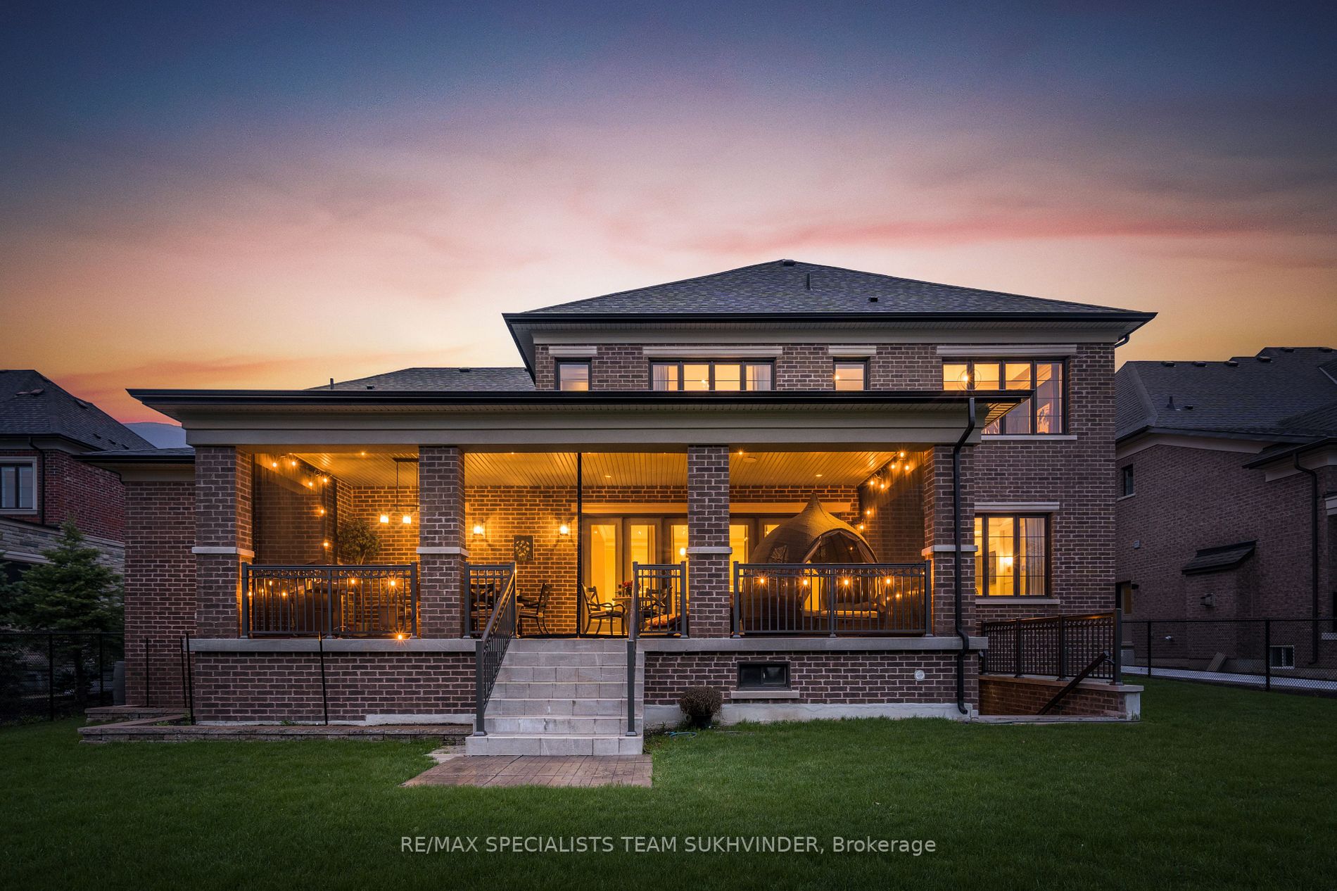 103 Carmichael Cres