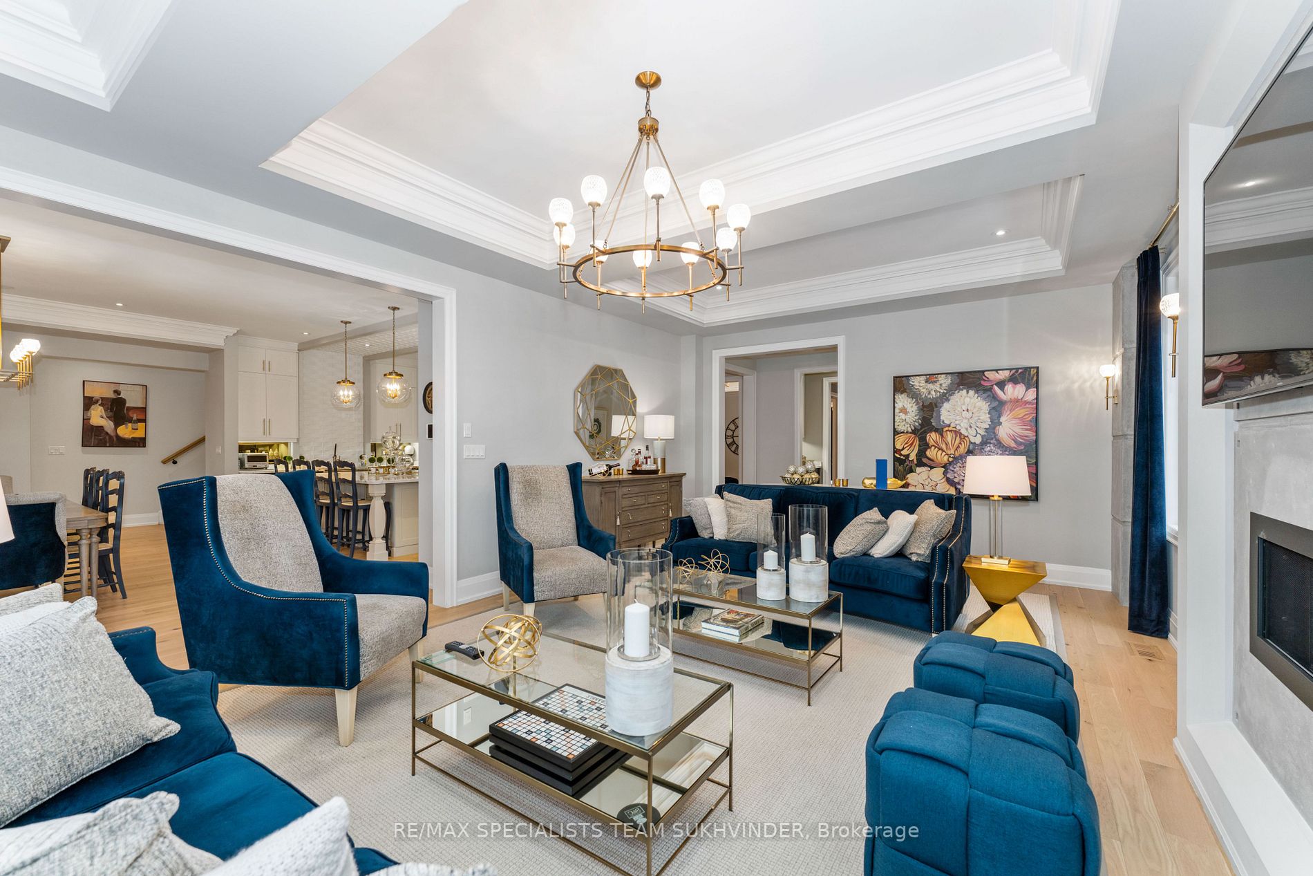 103 Carmichael Cres