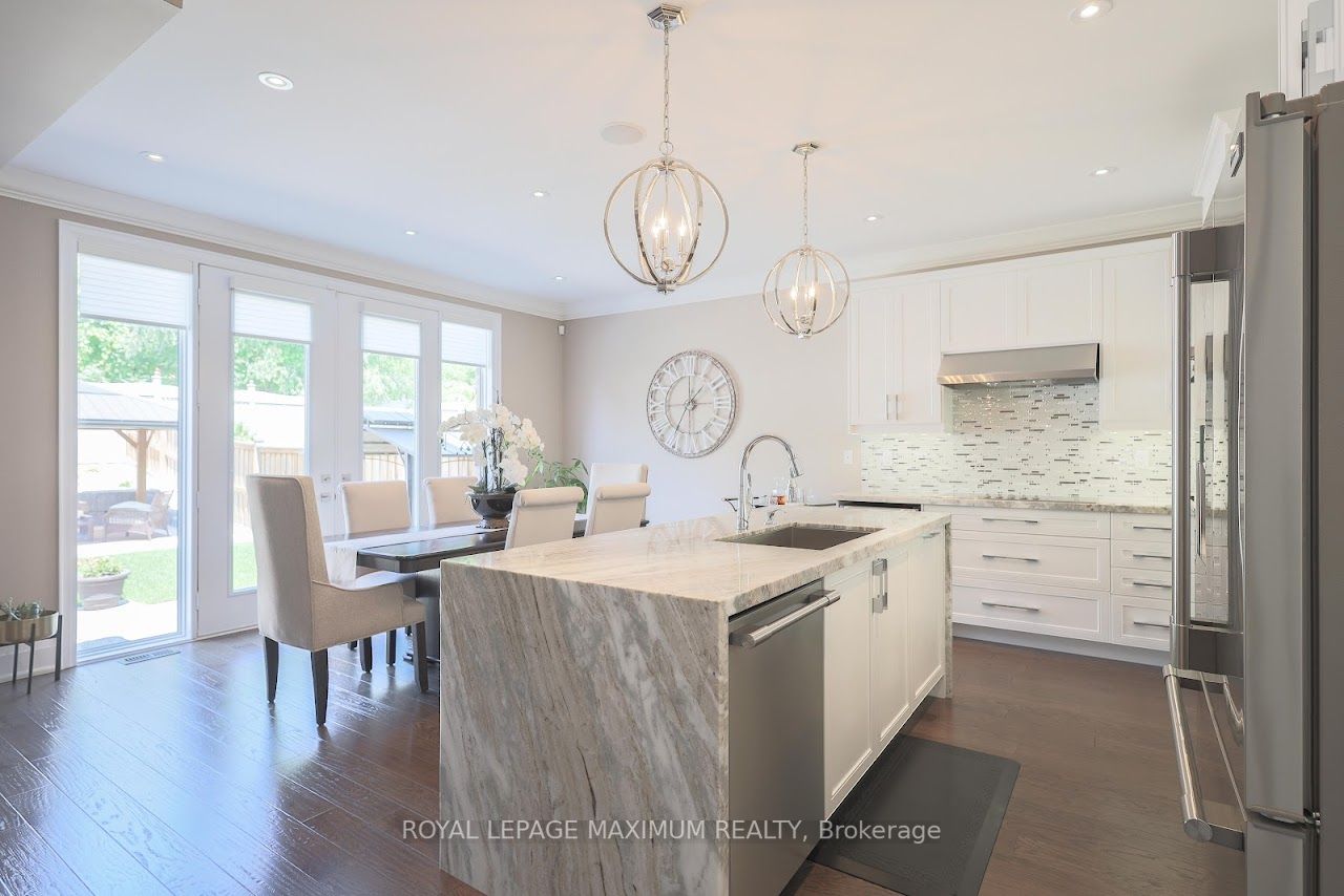 167 Chelsea Cres