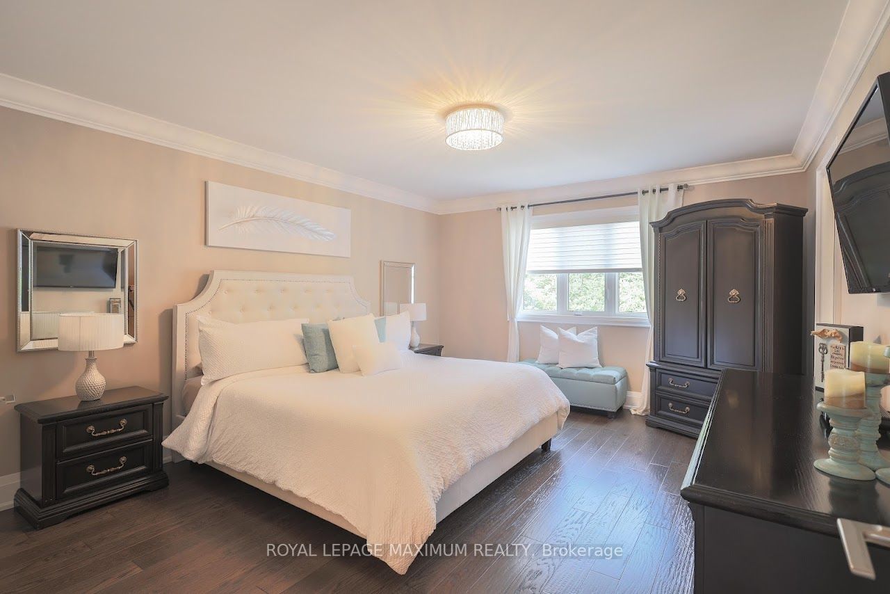 167 Chelsea Cres