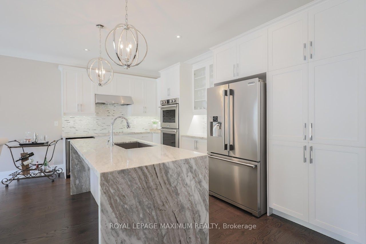 167 Chelsea Cres
