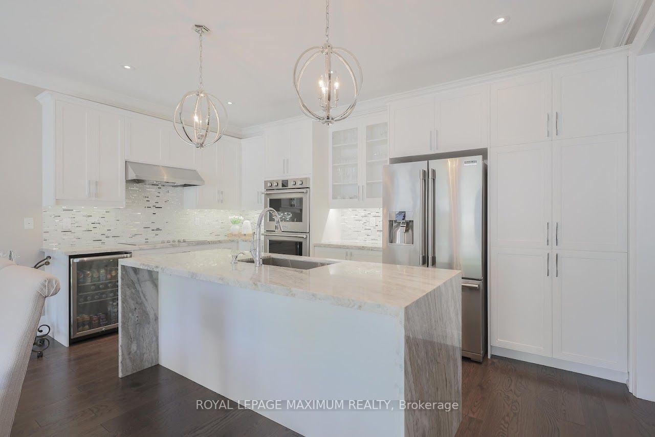 167 Chelsea Cres