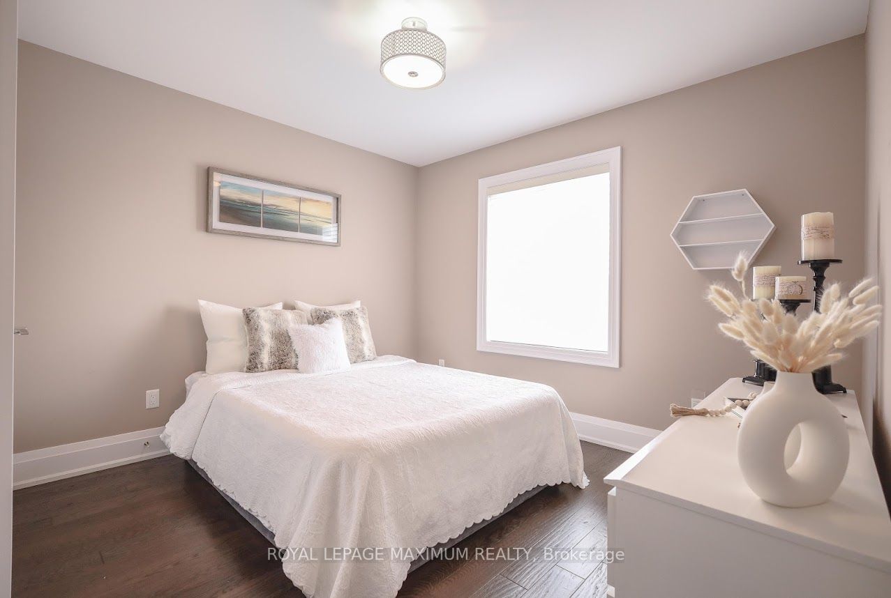 167 Chelsea Cres