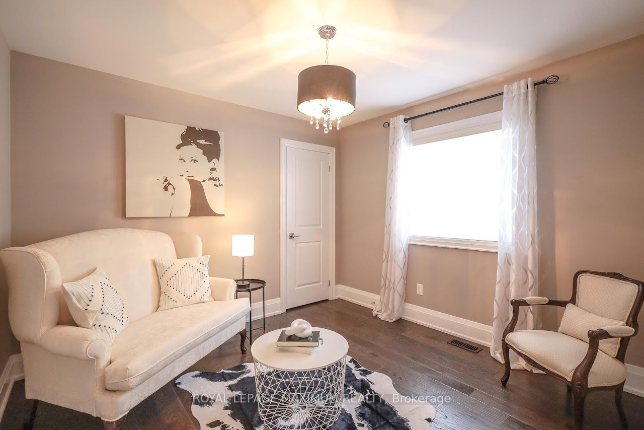 167 Chelsea Cres