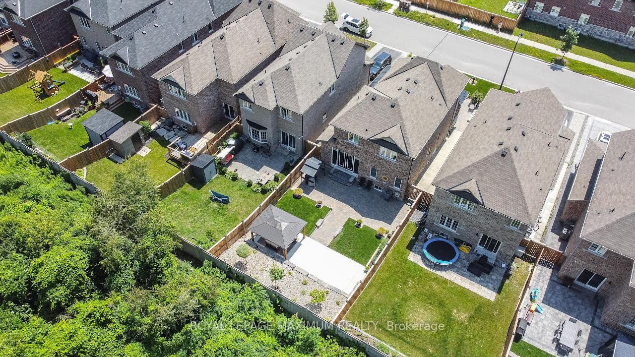 167 Chelsea Cres