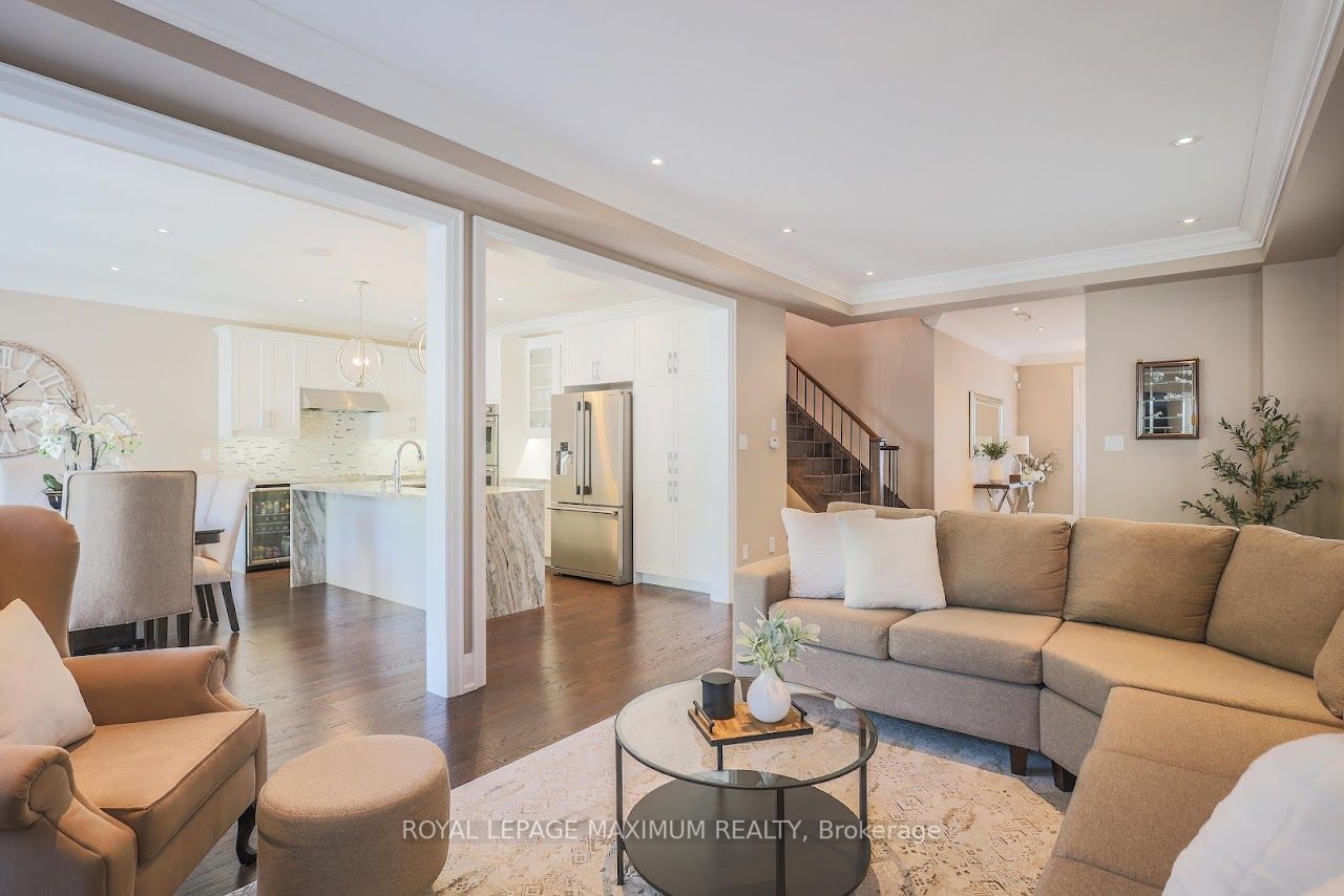 167 Chelsea Cres