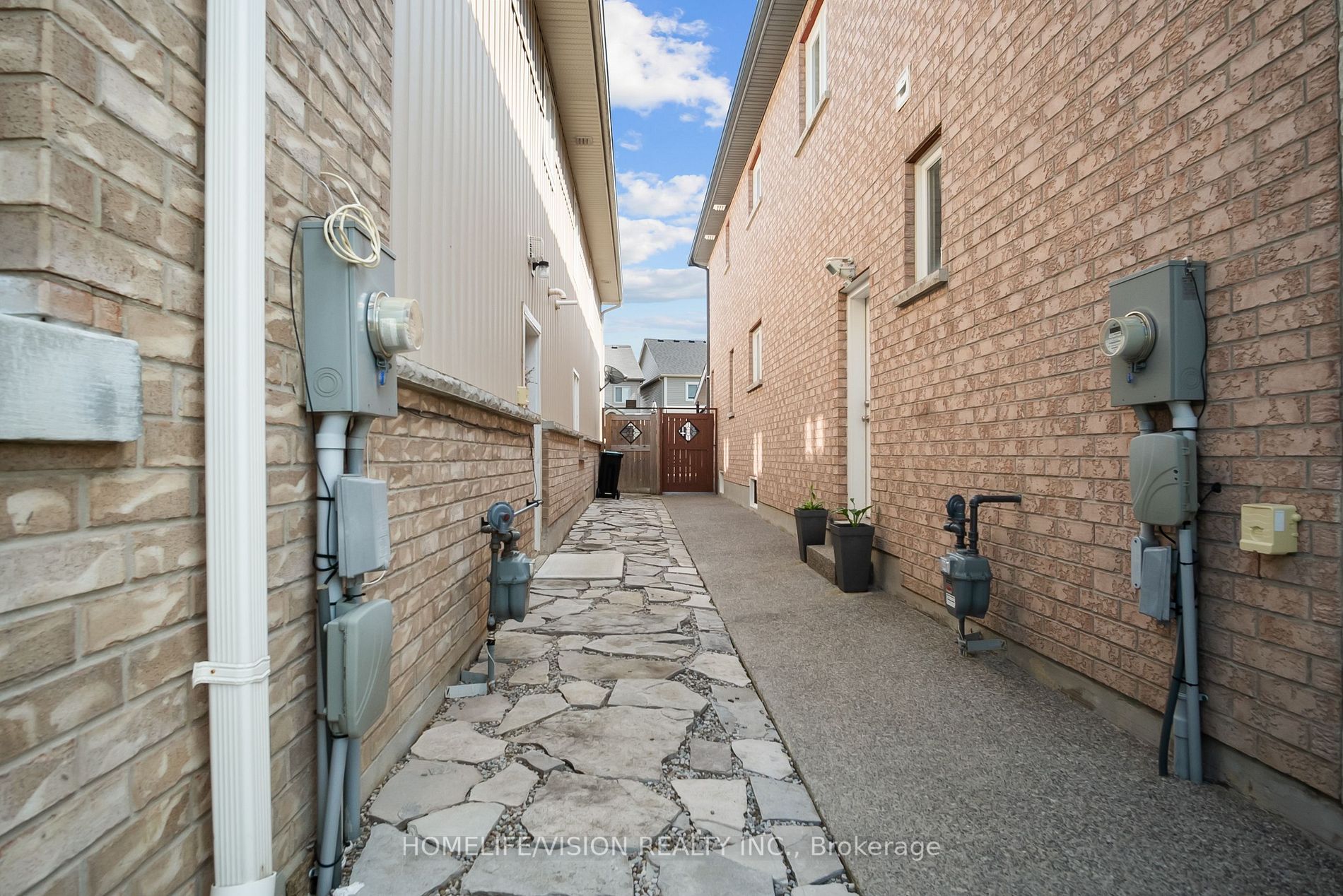 23 Weir Street