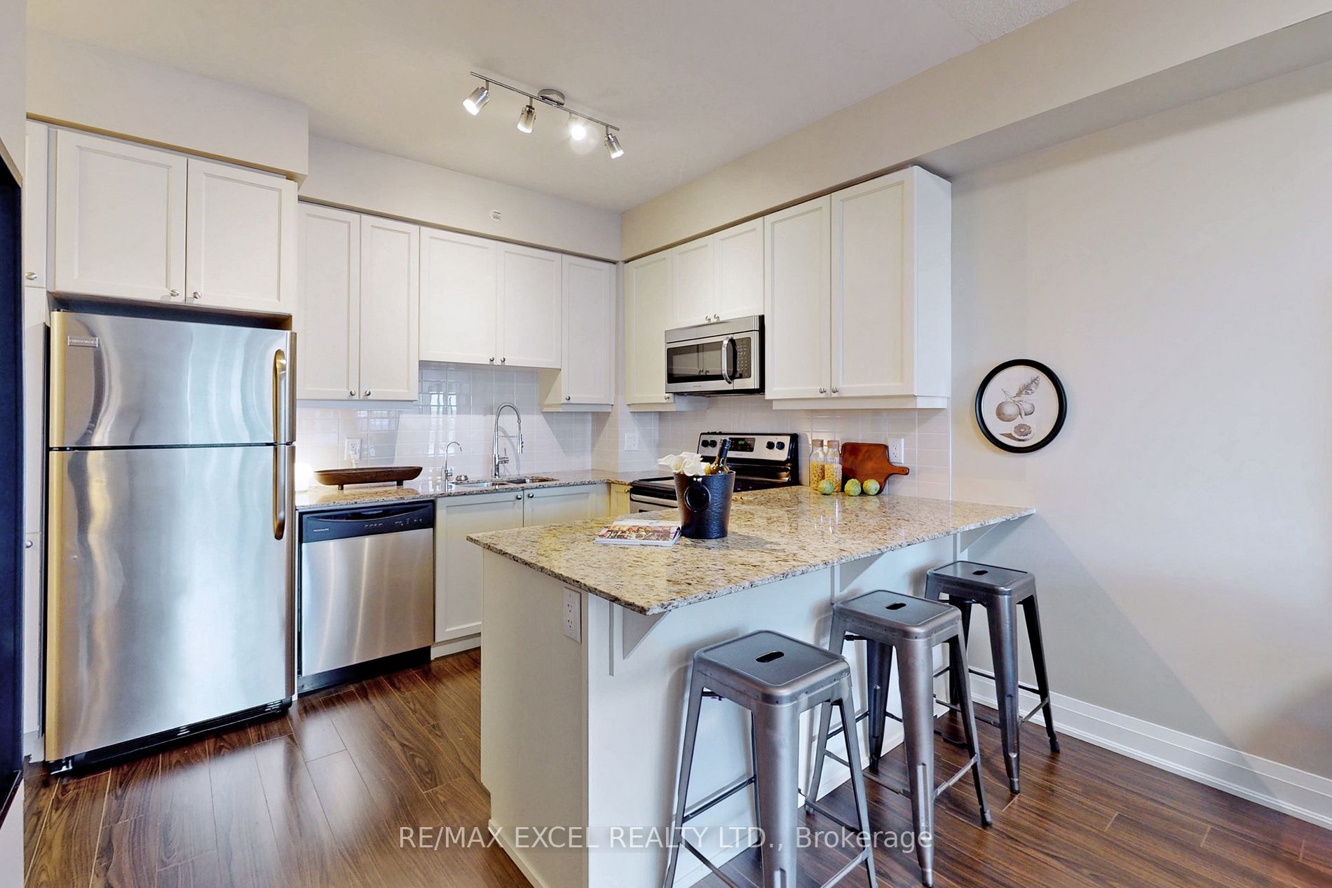 24 Woodstream Blvd, #509