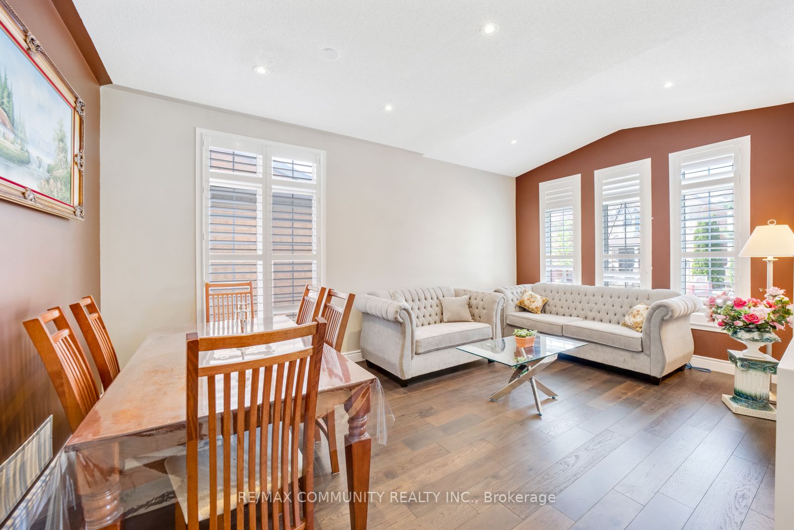 31 Clover Street