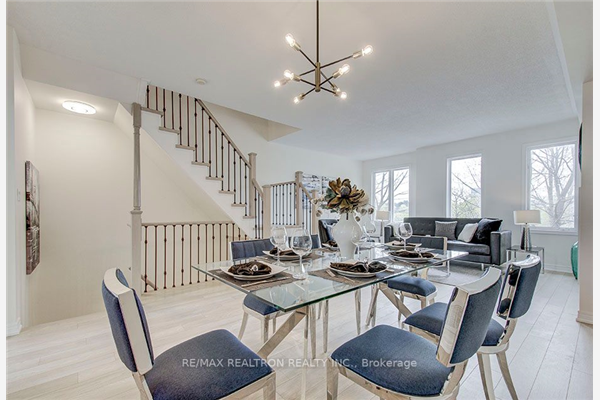 26 Pond Dr, Markham