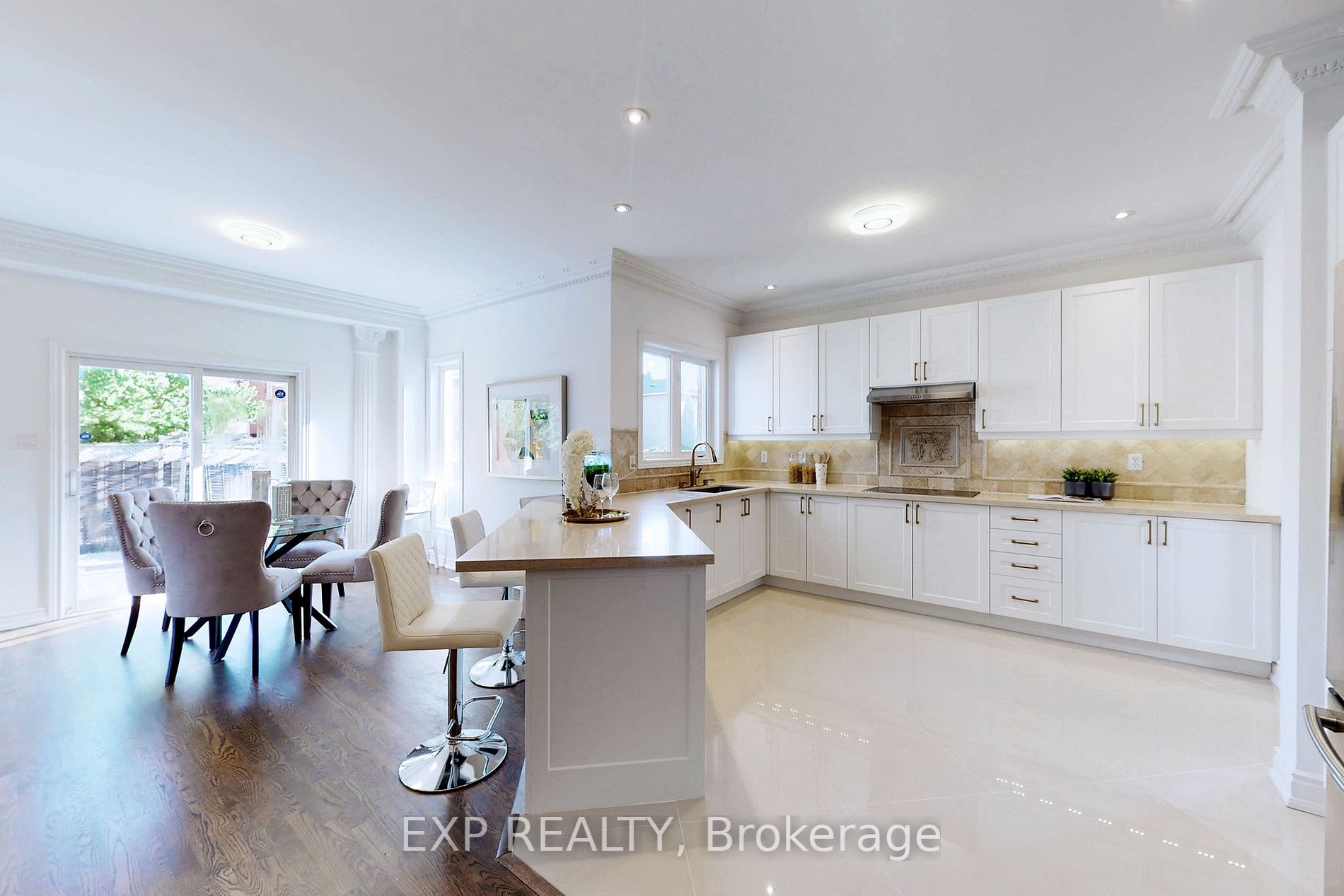 147 Toporowski Ave