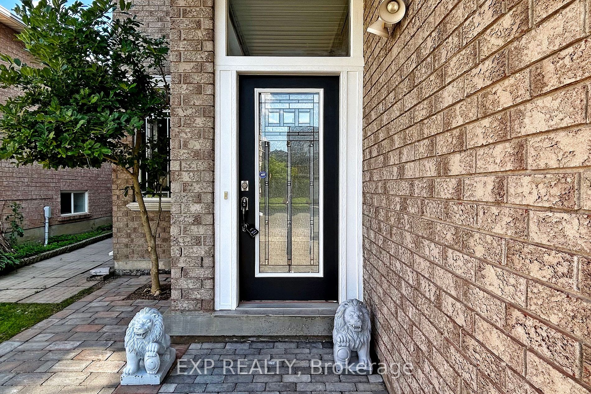 147 Toporowski Ave