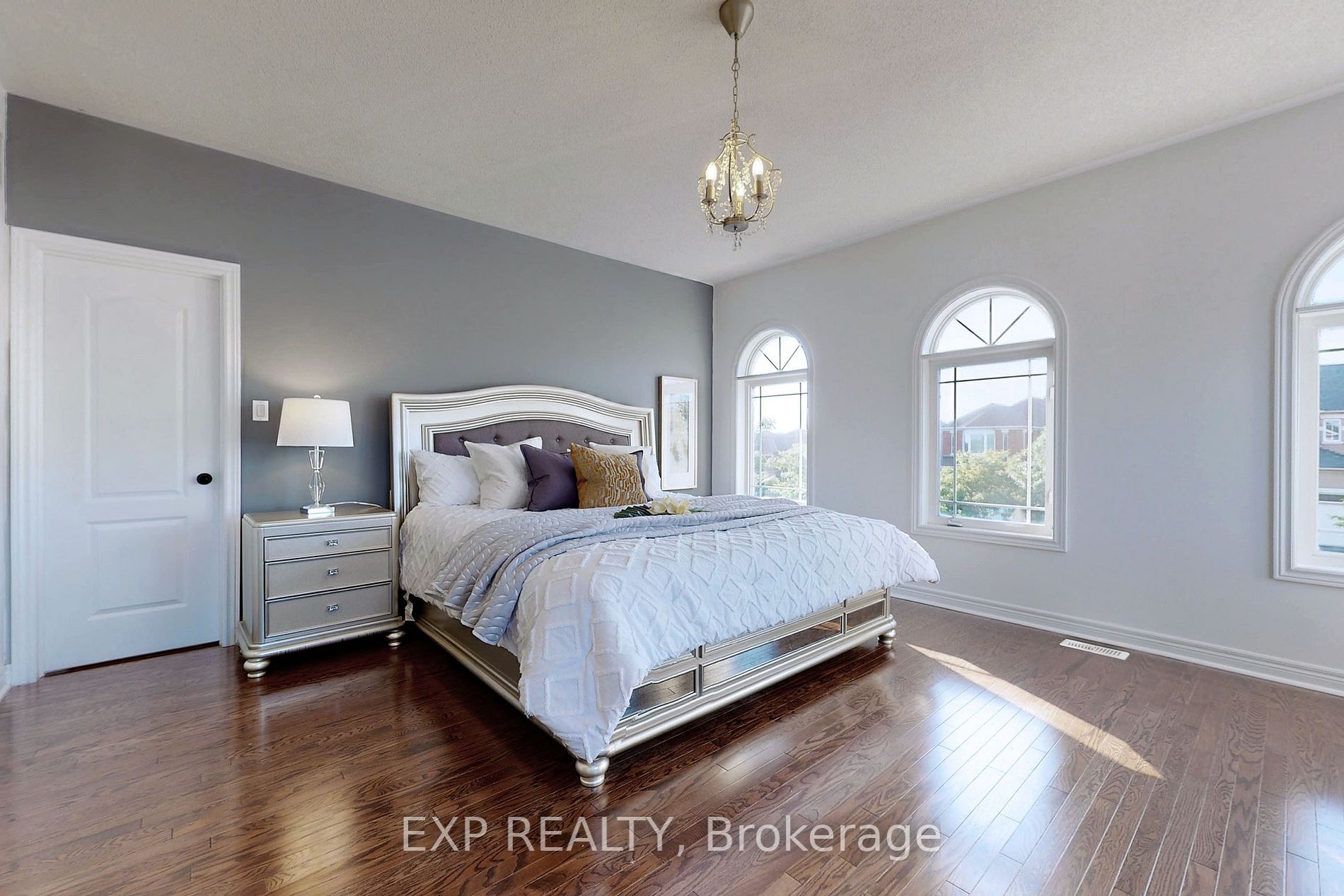 147 Toporowski Ave