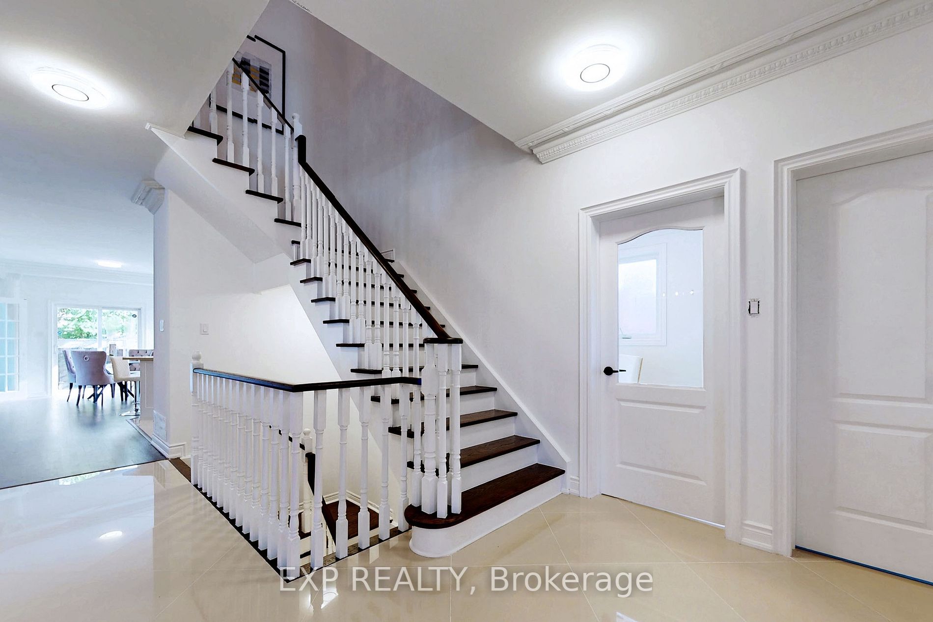 147 Toporowski Ave