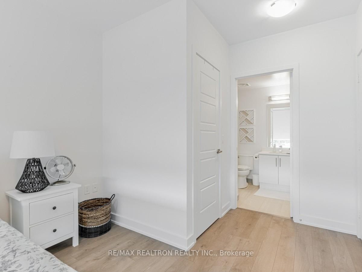 375 Sea Ray Avenue, #440