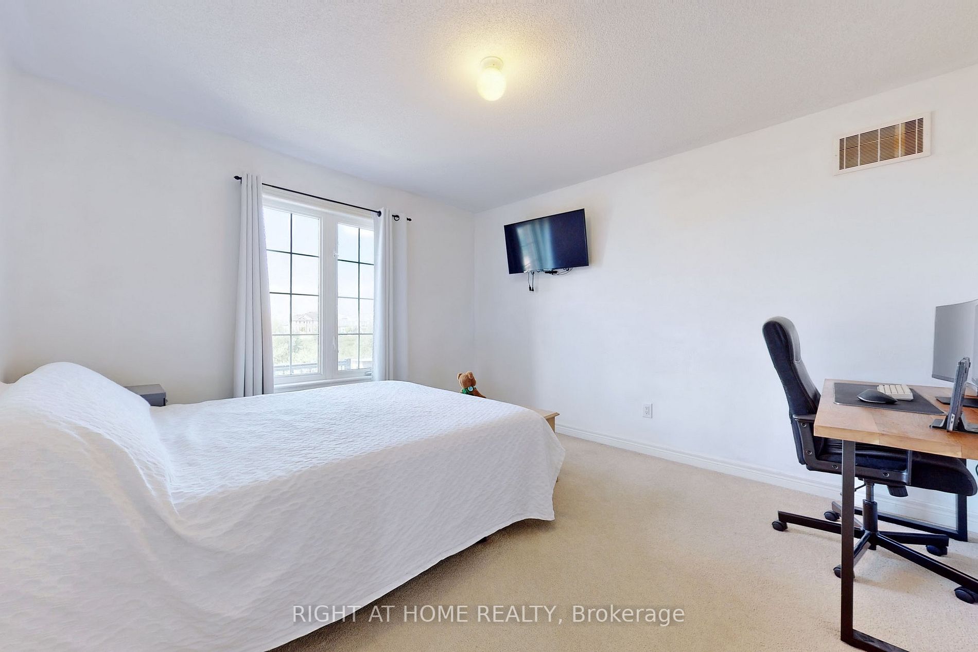 51 Trailside Drive