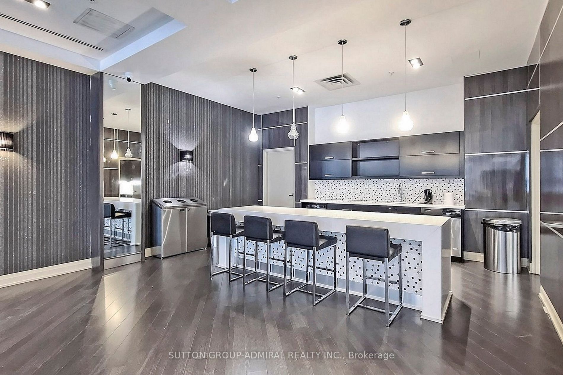 95 North Park Rd, #209