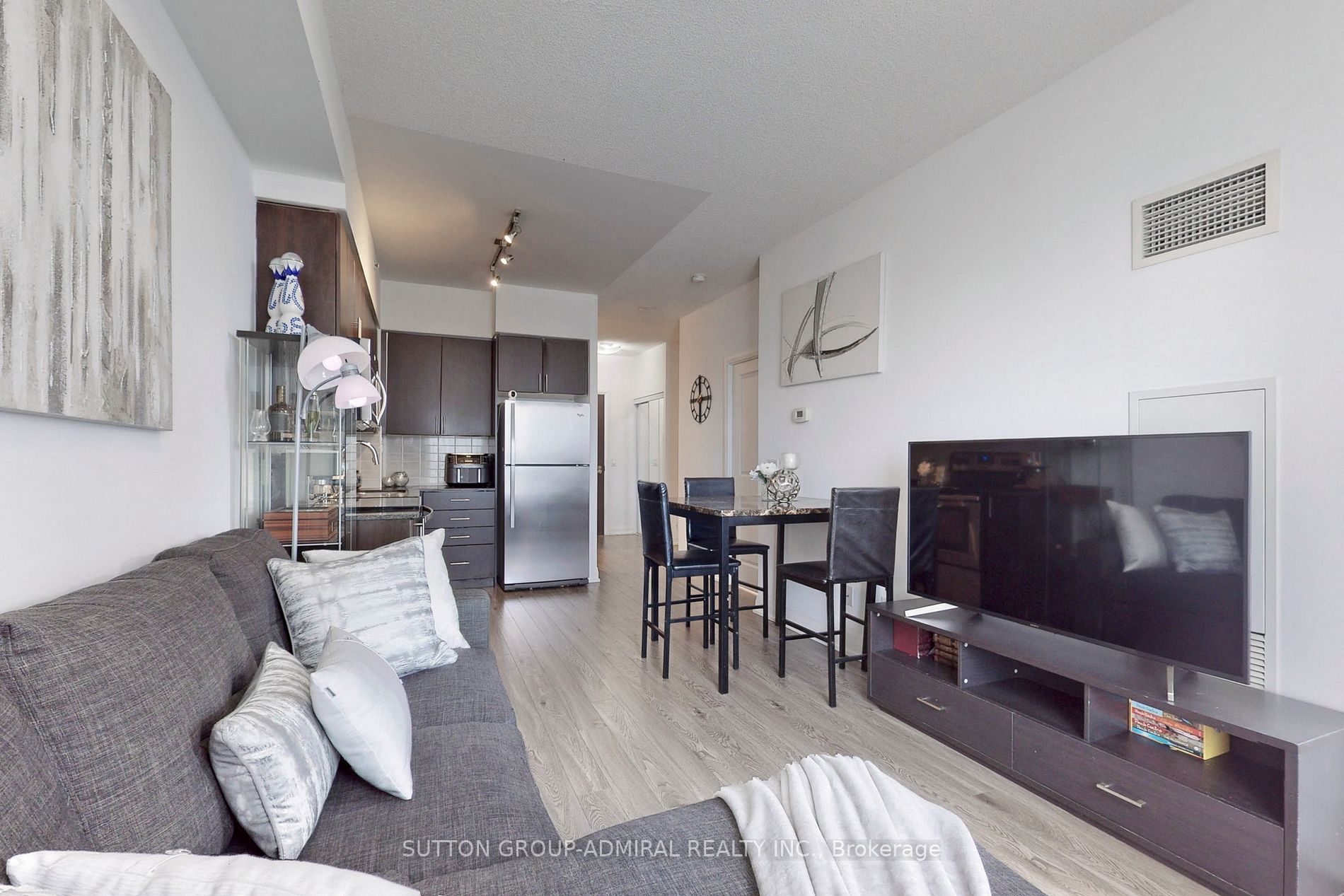 95 North Park Rd, #209