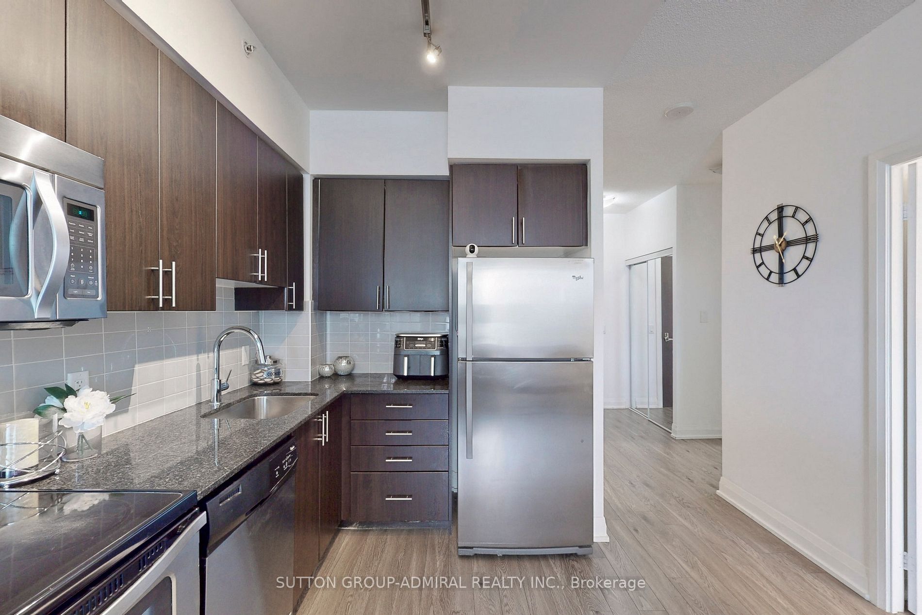 95 North Park Rd, #209
