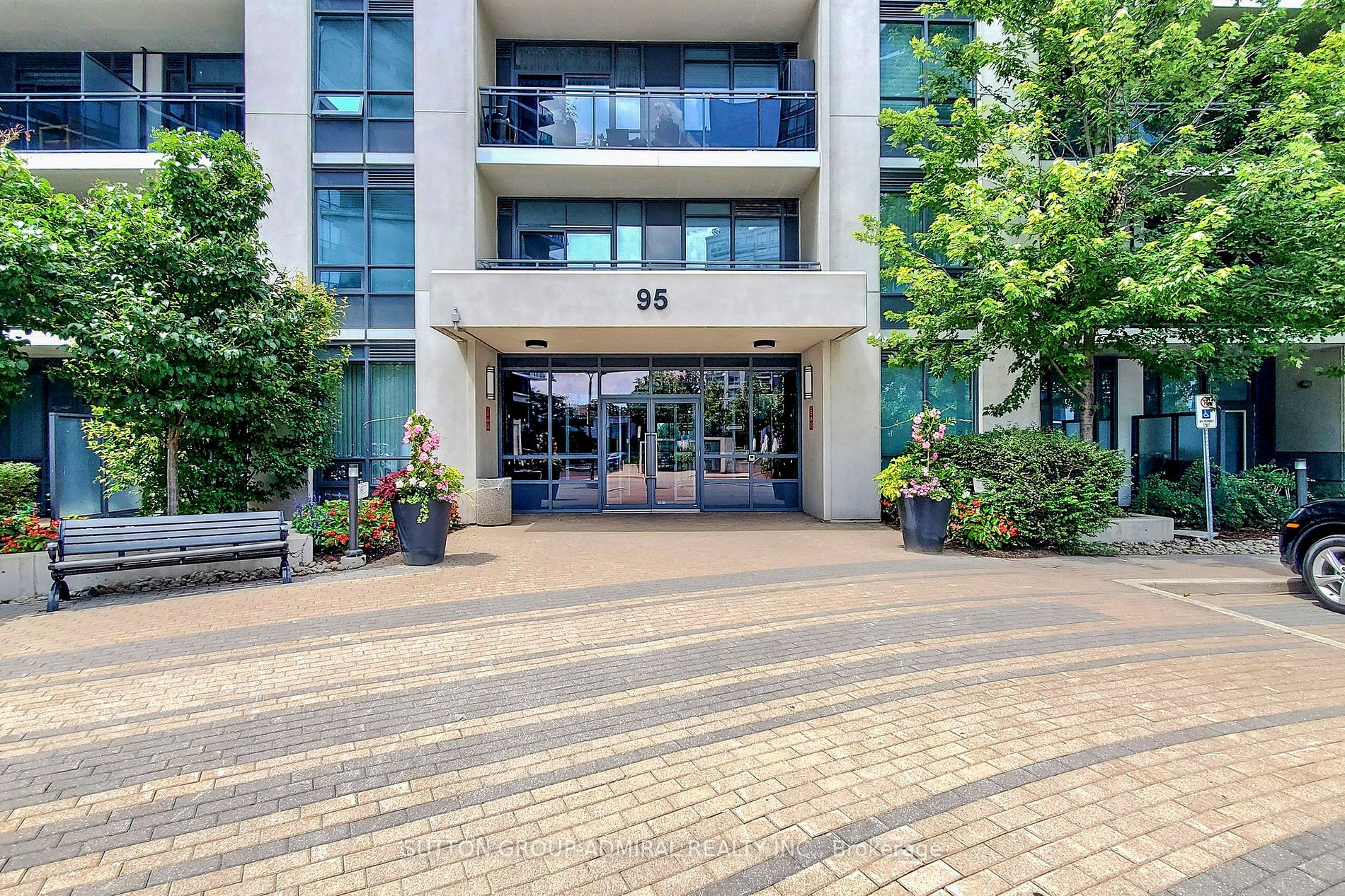 95 North Park Rd, #209