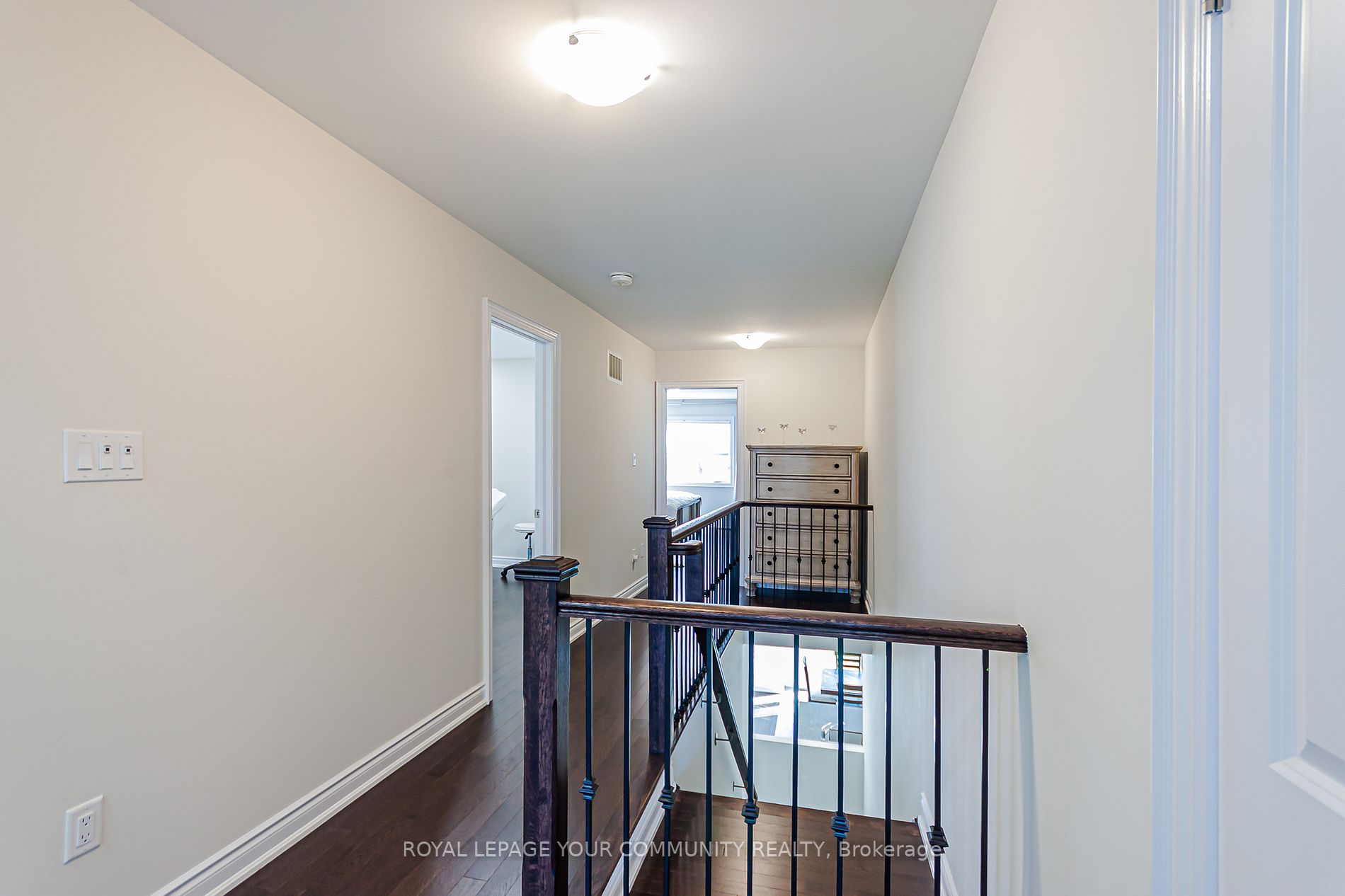 14 Memorial Crt