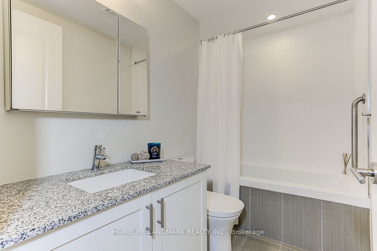 9618 Yonge St, #608