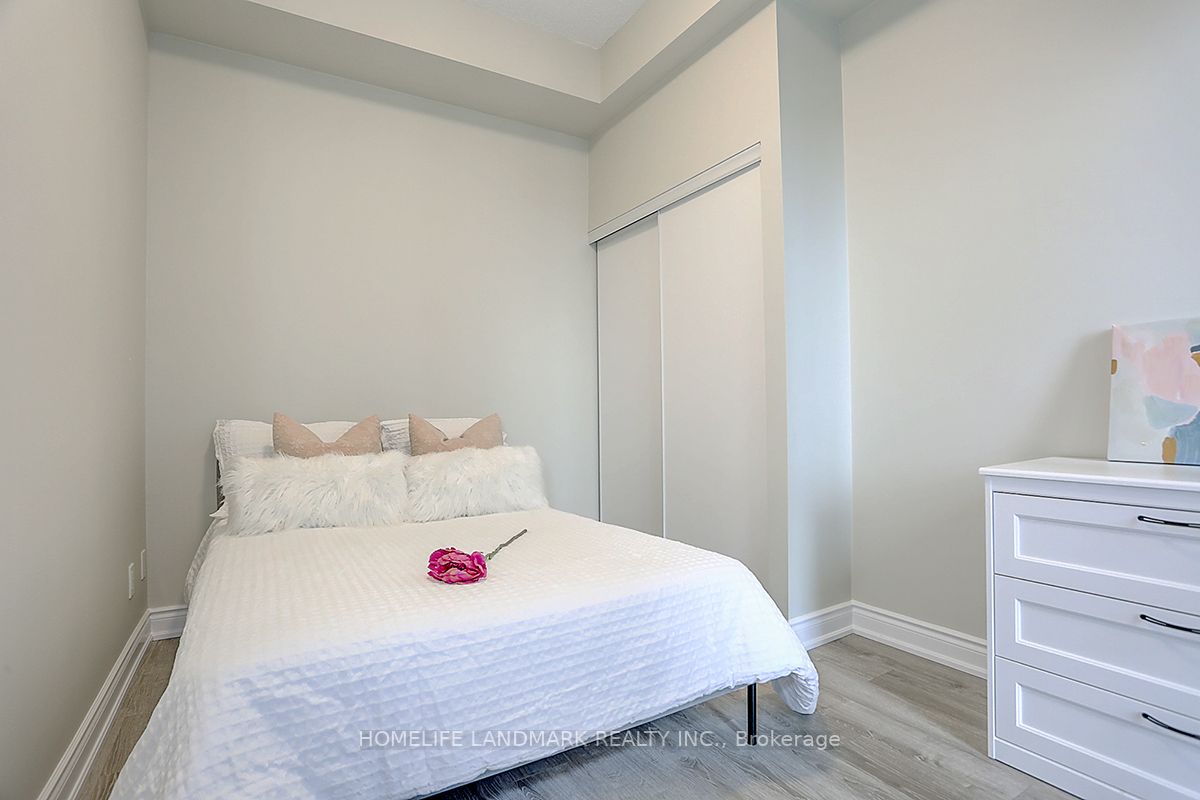 9618 Yonge St, #608