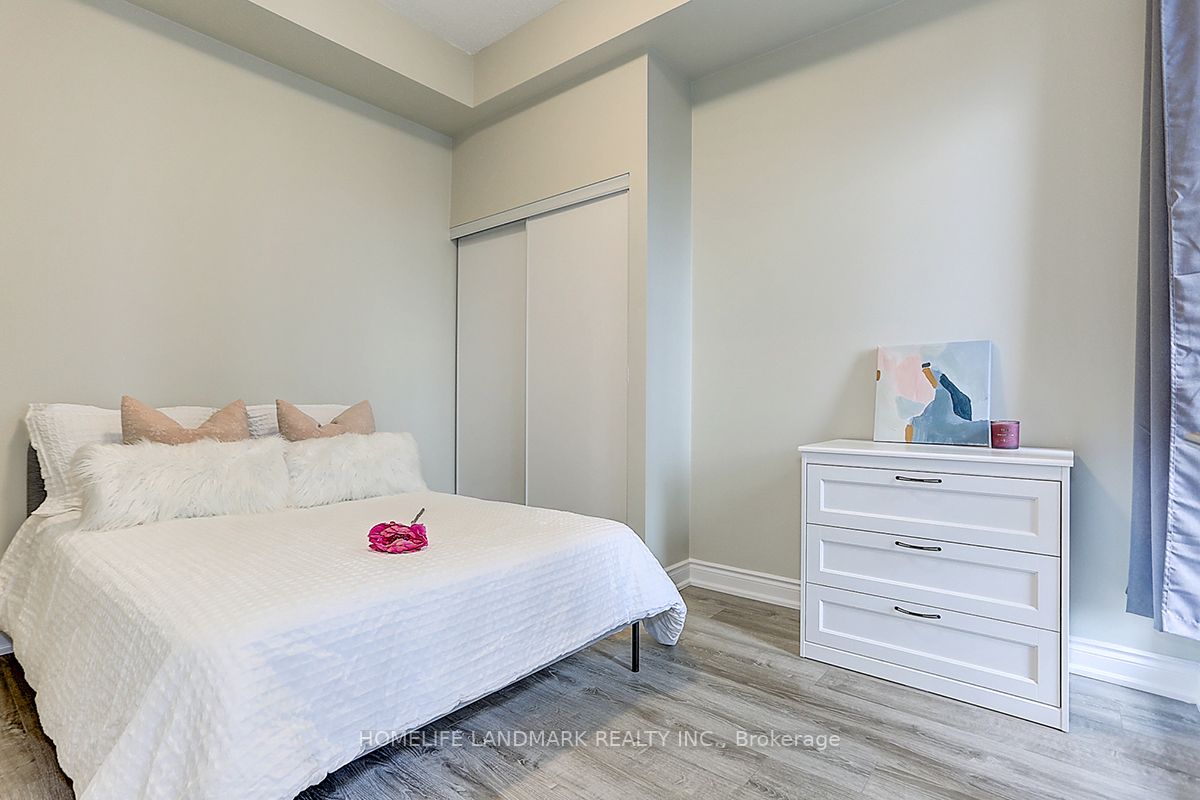 9618 Yonge St, #608