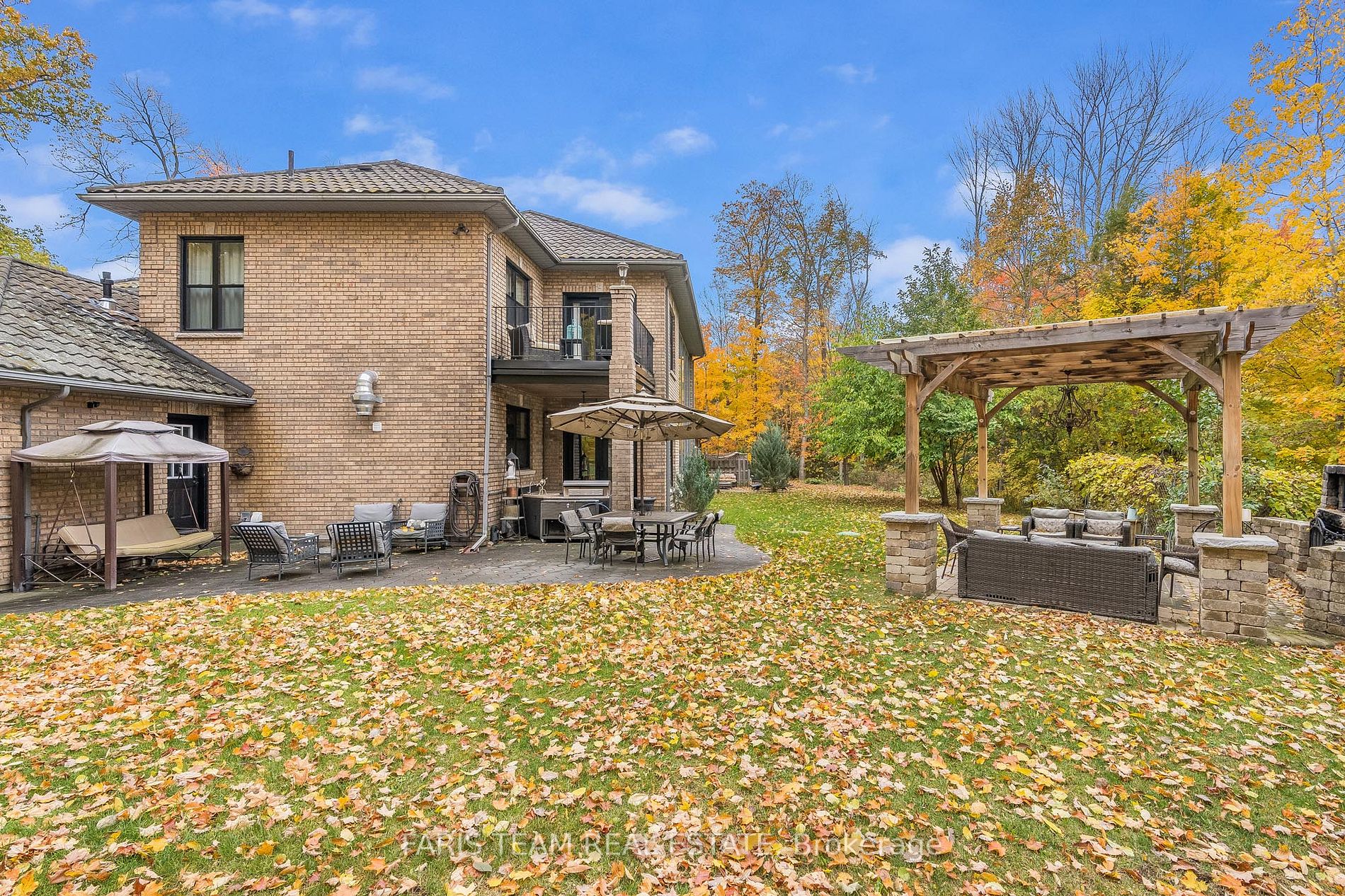 1826 Quantz Cres