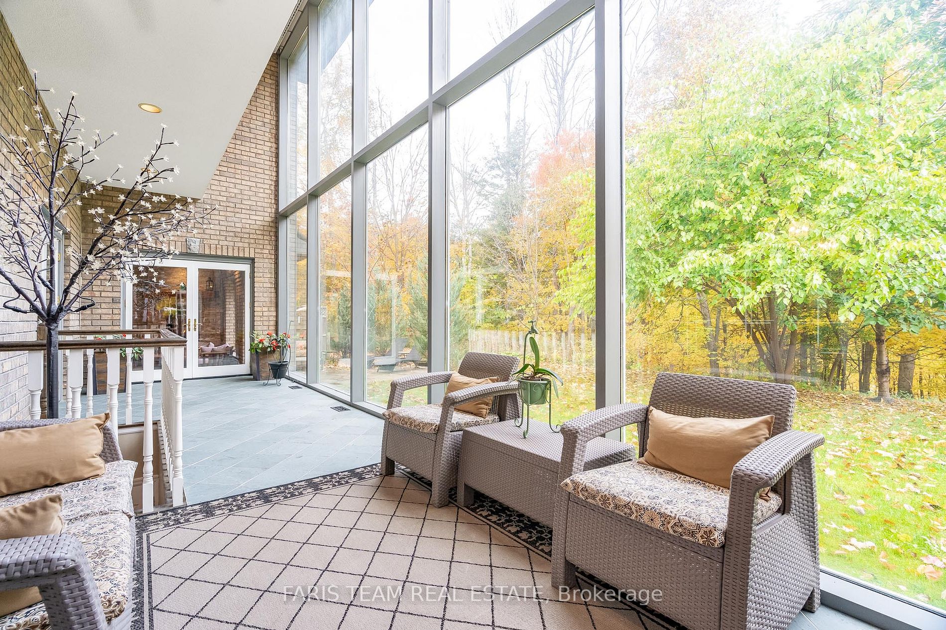 1826 Quantz Cres