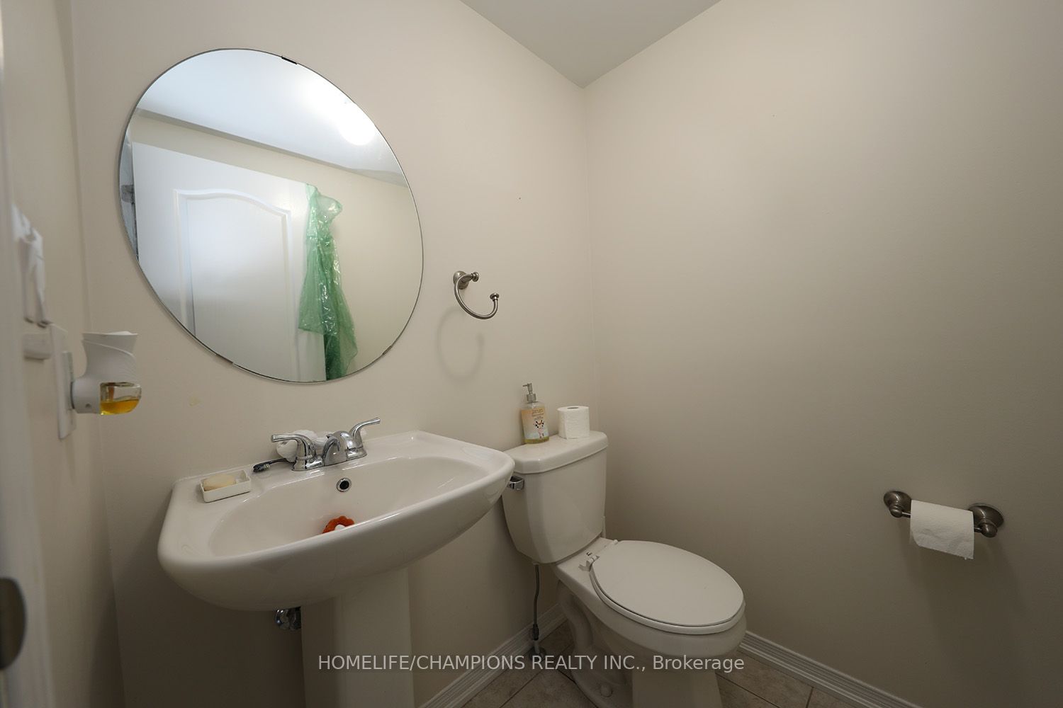11 Valliere Dr