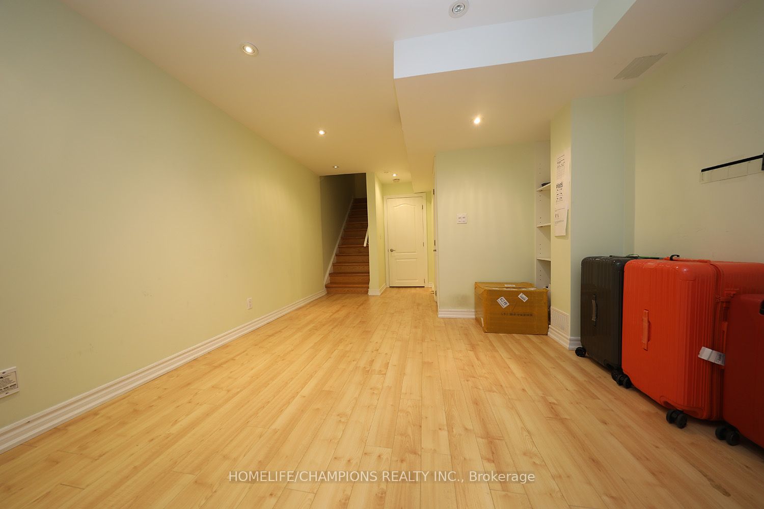 11 Valliere Dr