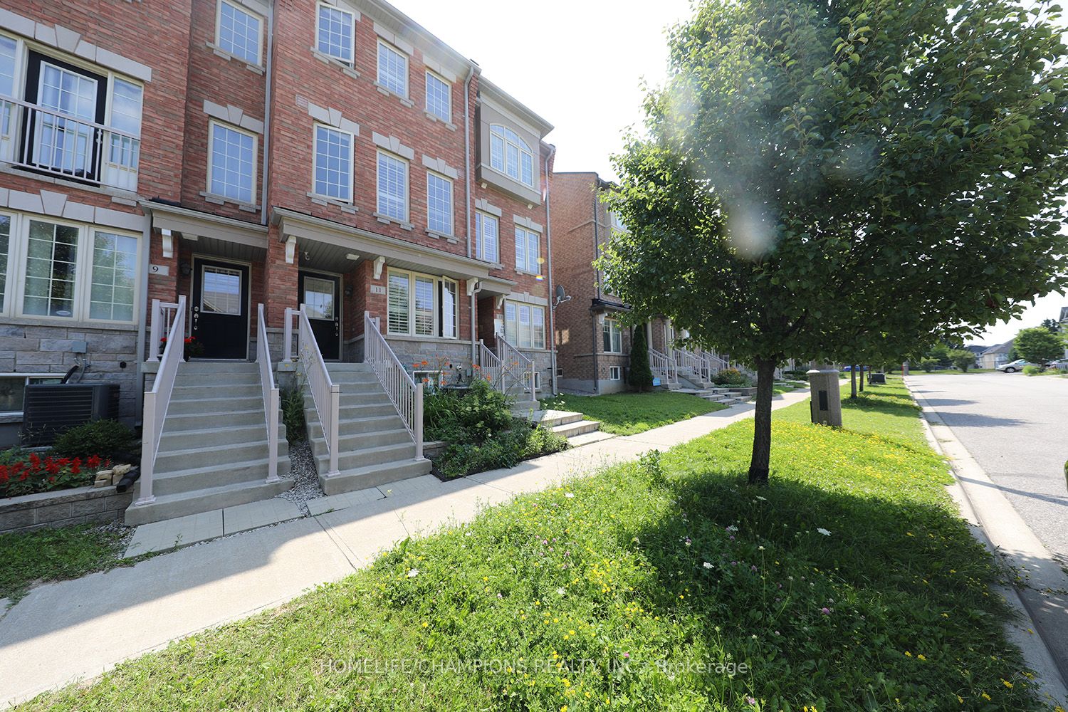 11 Valliere Dr