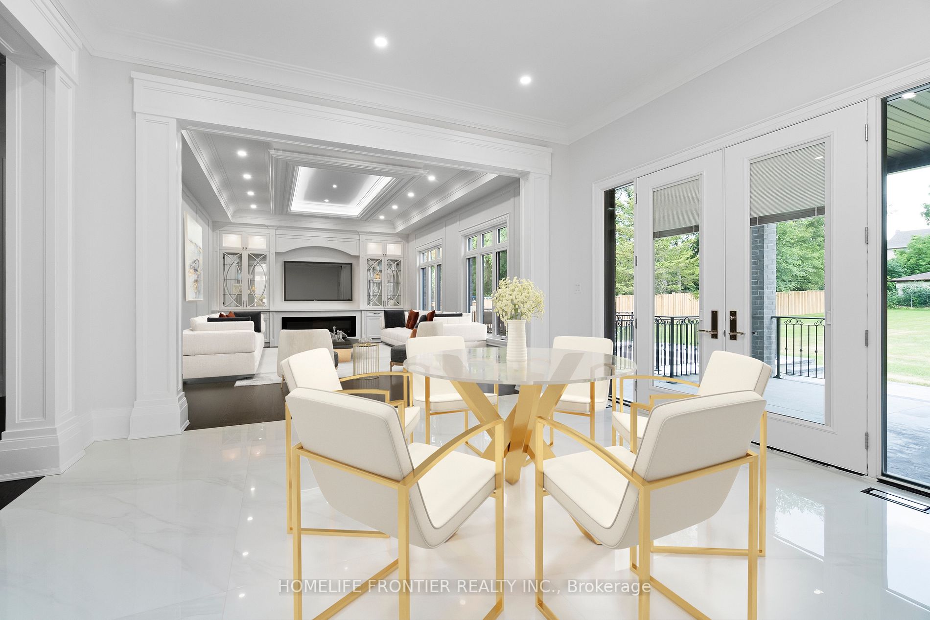 70 Langstaff Rd W