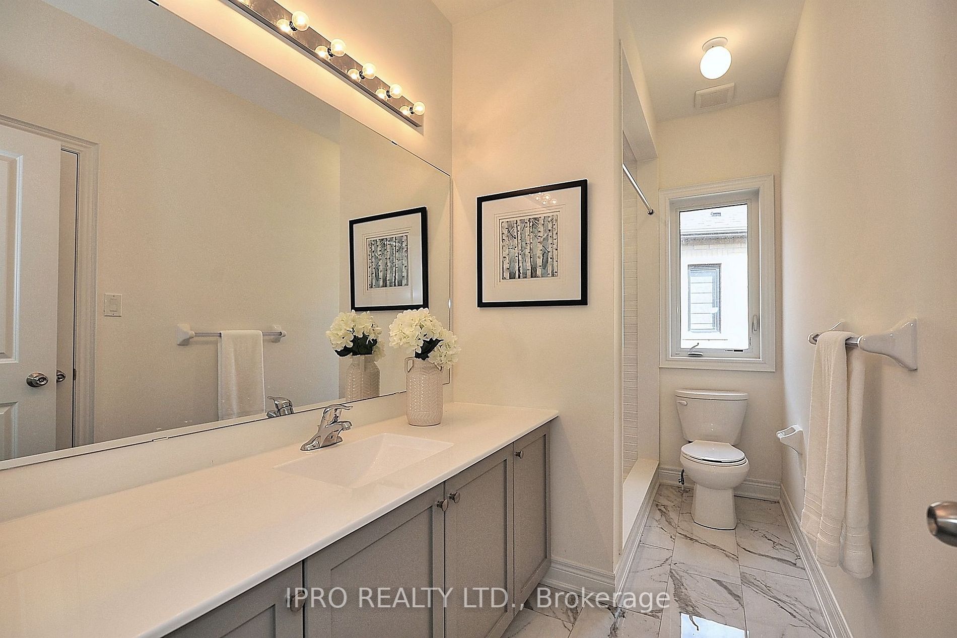 176 Coldwell Bay Circ