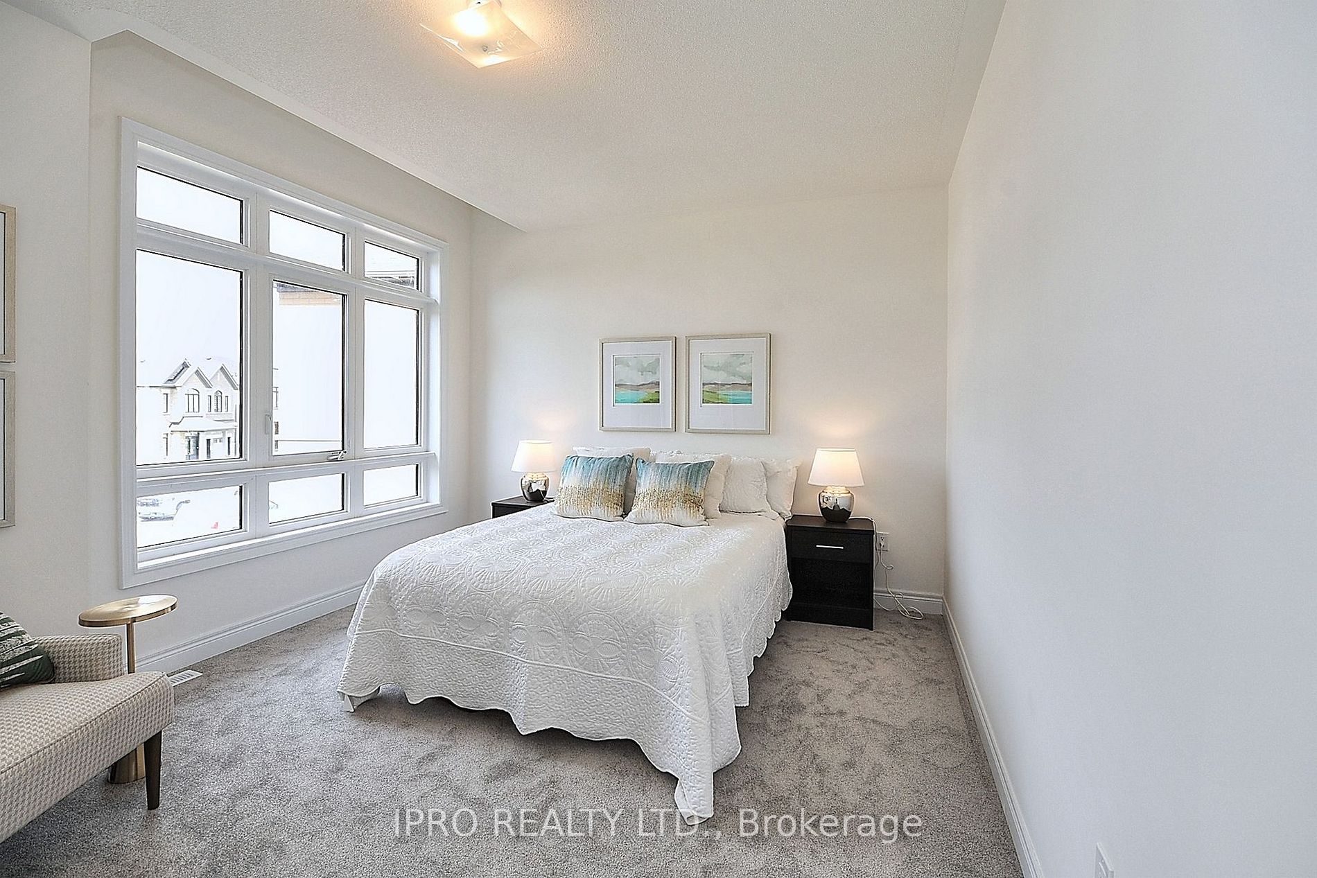 176 Coldwell Bay Circ