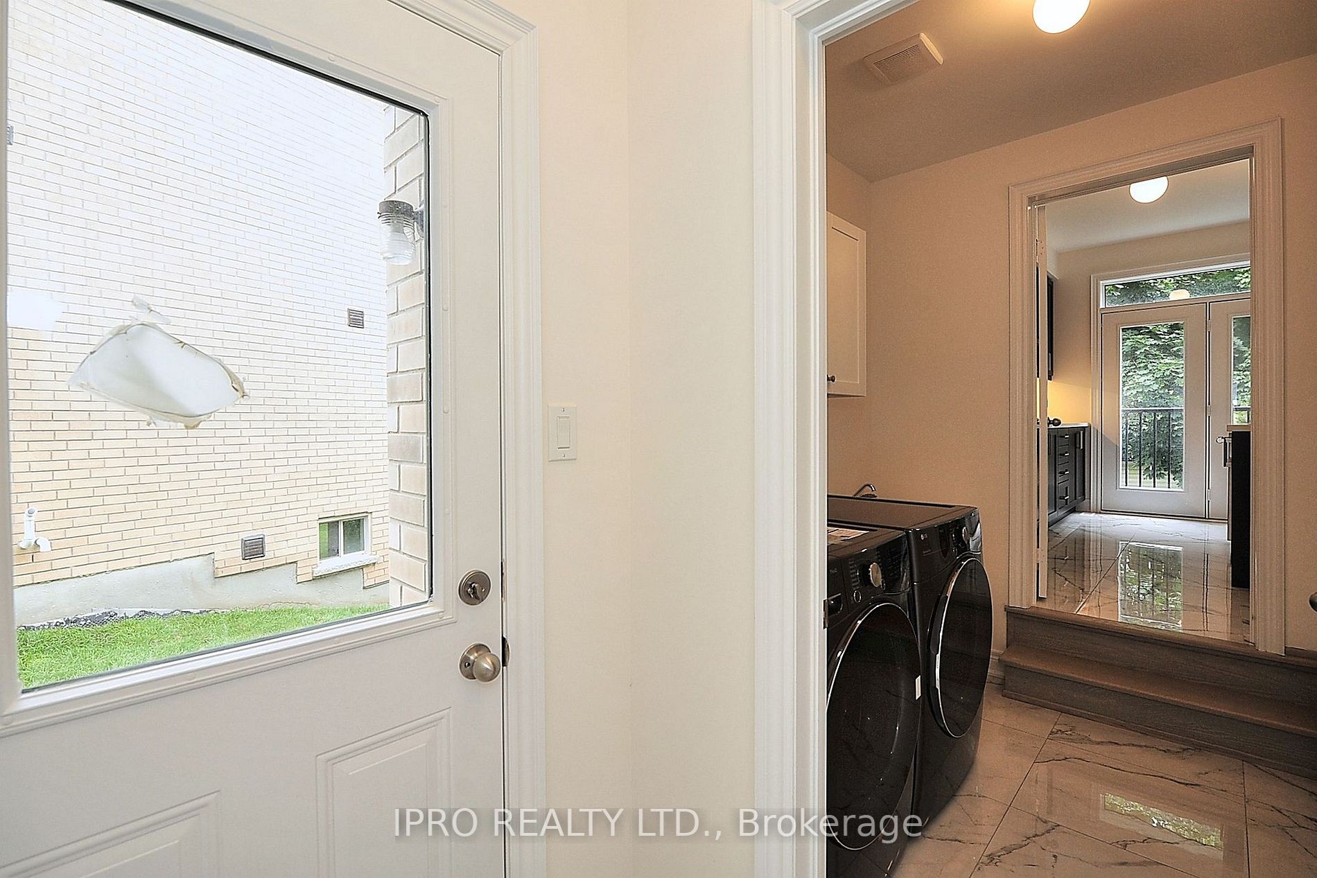 176 Coldwell Bay Circ