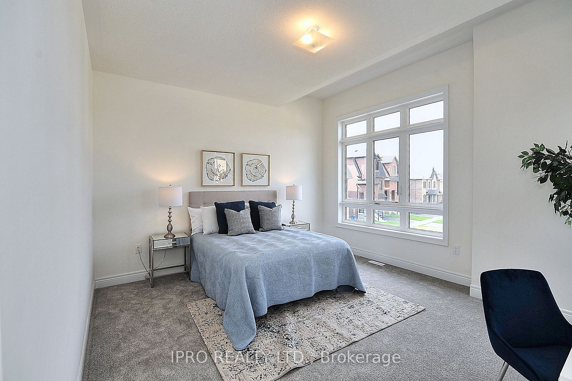 176 Coldwell Bay Circ