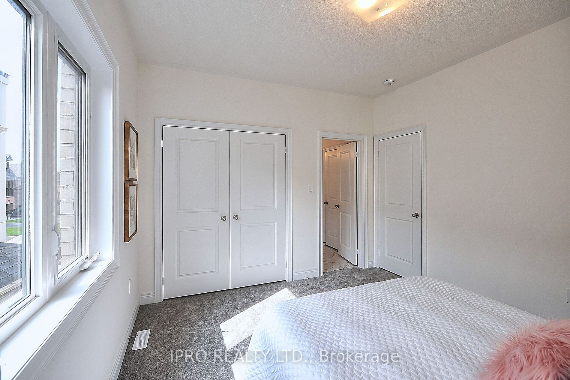 176 Coldwell Bay Circ