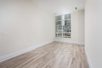 9075 Jane St, #112