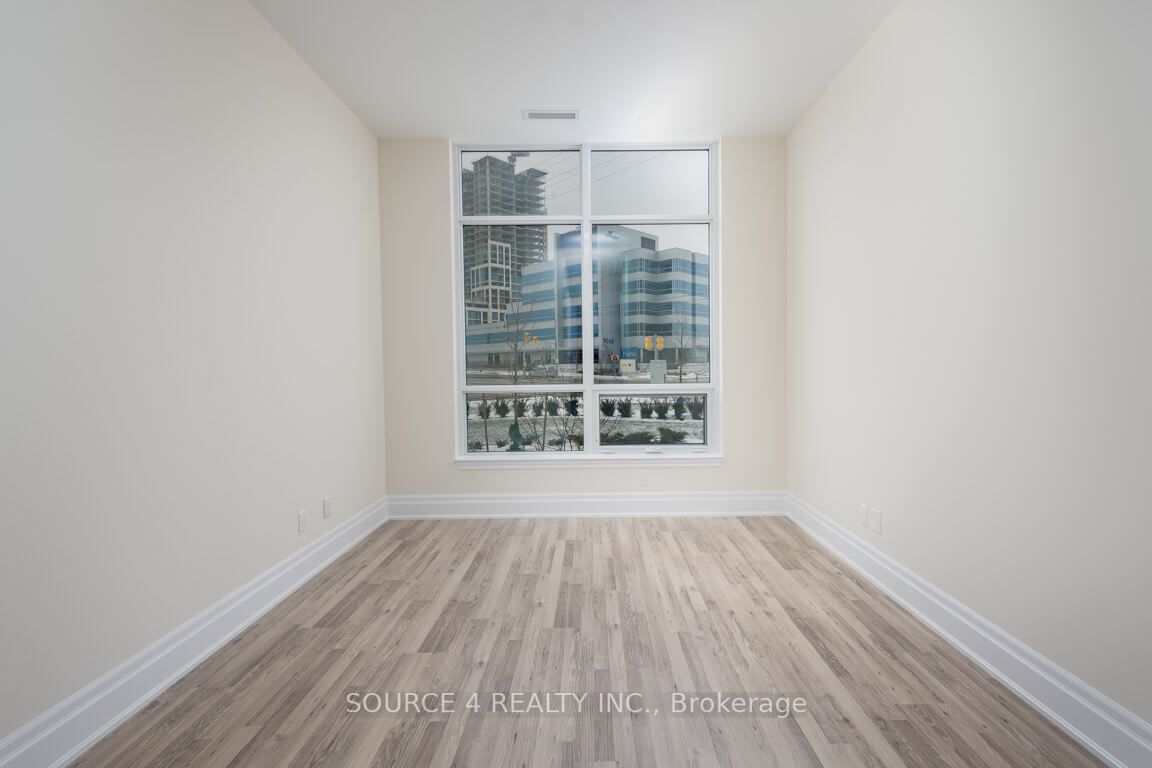 9075 Jane St, #112