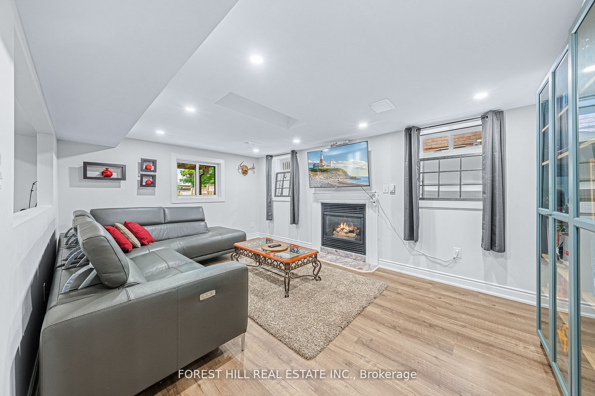 28 Beatty Crescent