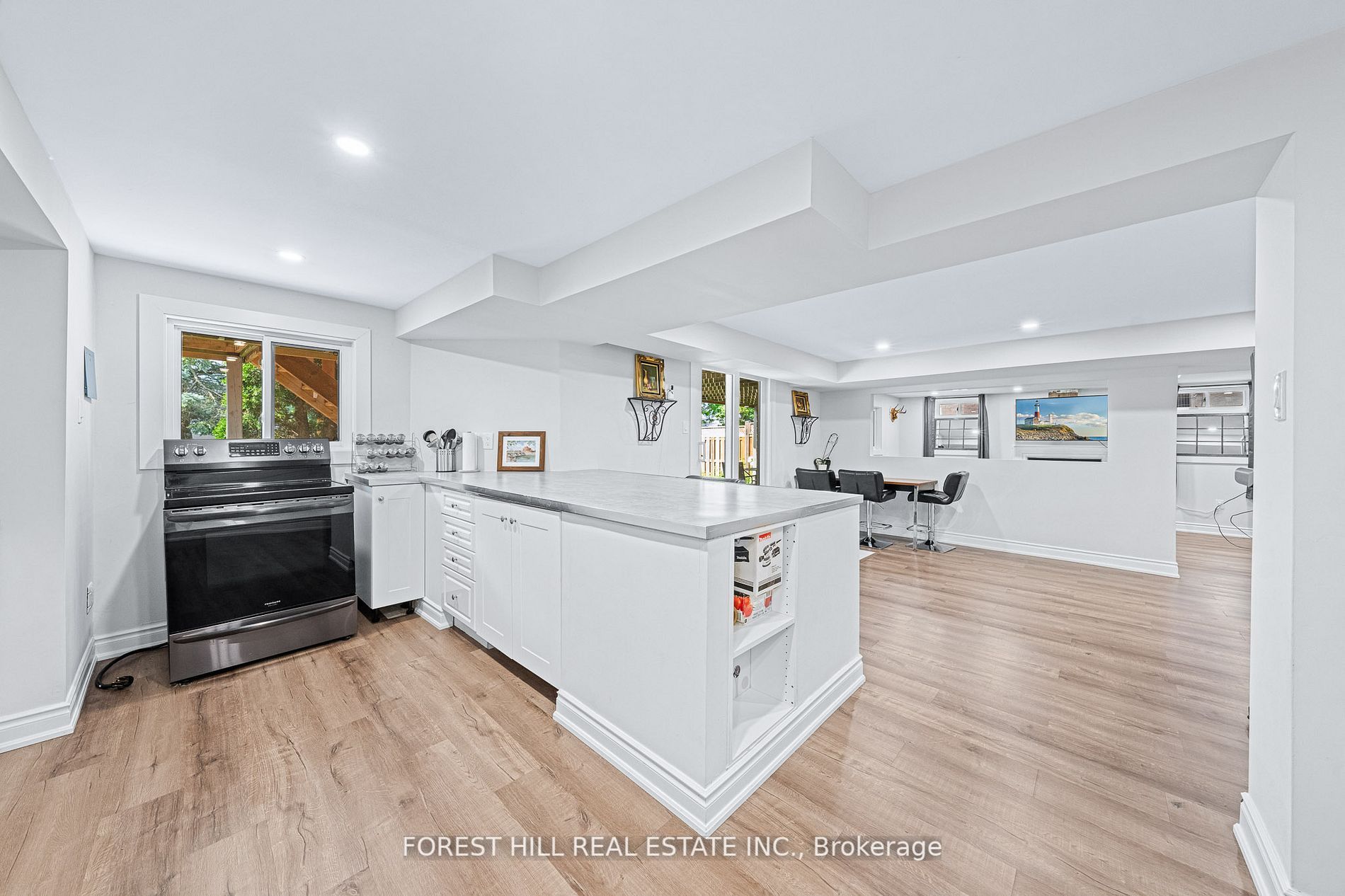 28 Beatty Crescent