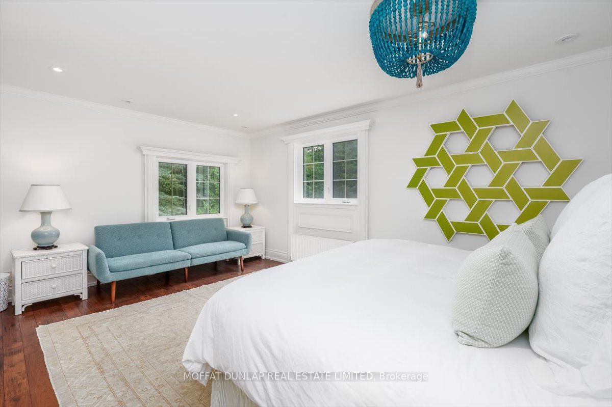 171 Kingscross Dr