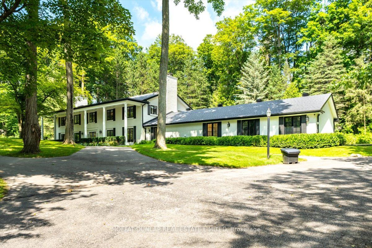 171 Kingscross Dr