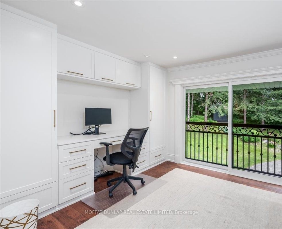 171 Kingscross Dr