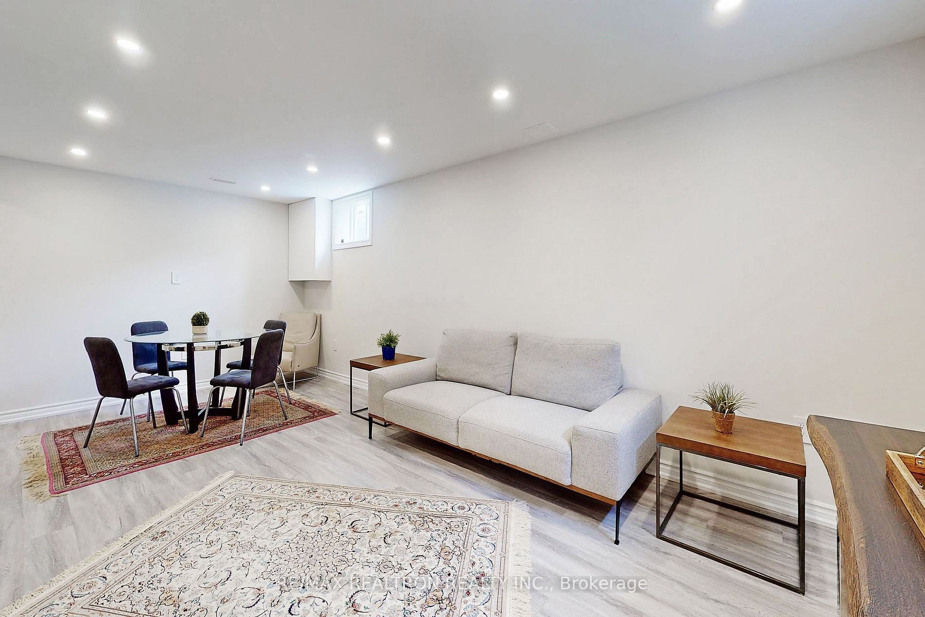 454 ALPER Street